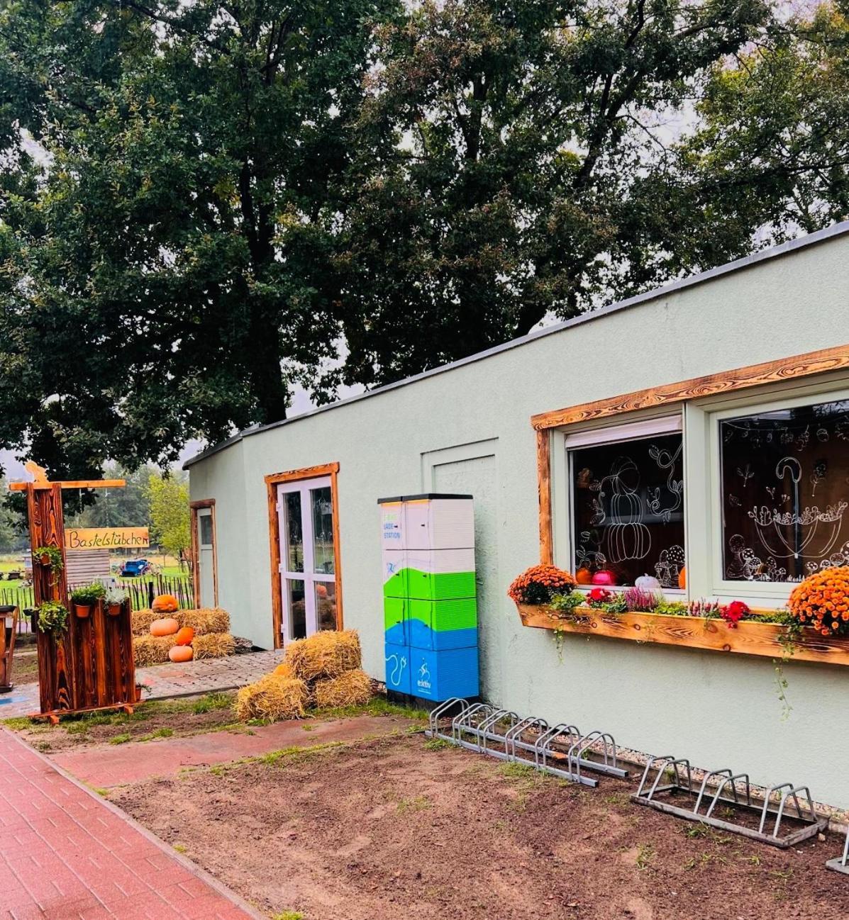 Ferien-& Erlebnispark Ploetzky Schönebeck Extérieur photo
