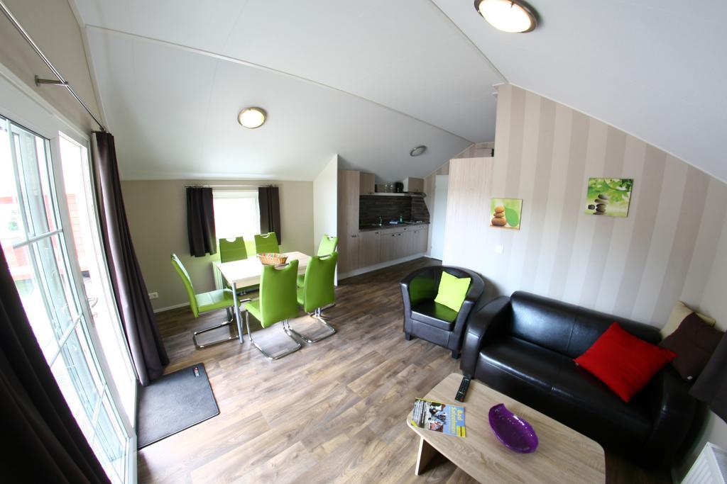 Ferien-& Erlebnispark Ploetzky Schönebeck Extérieur photo